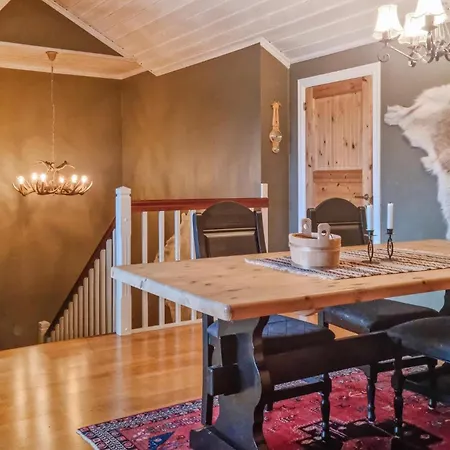 7 Bedroom Awesome In