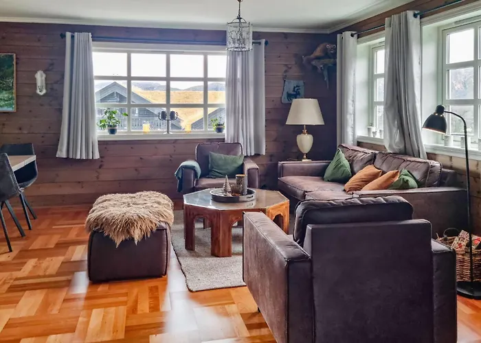 7 Bedroom Awesome In Semesterbostad *