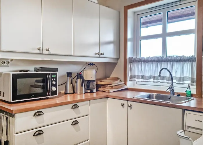 7 Bedroom Awesome In Semesterbostad *